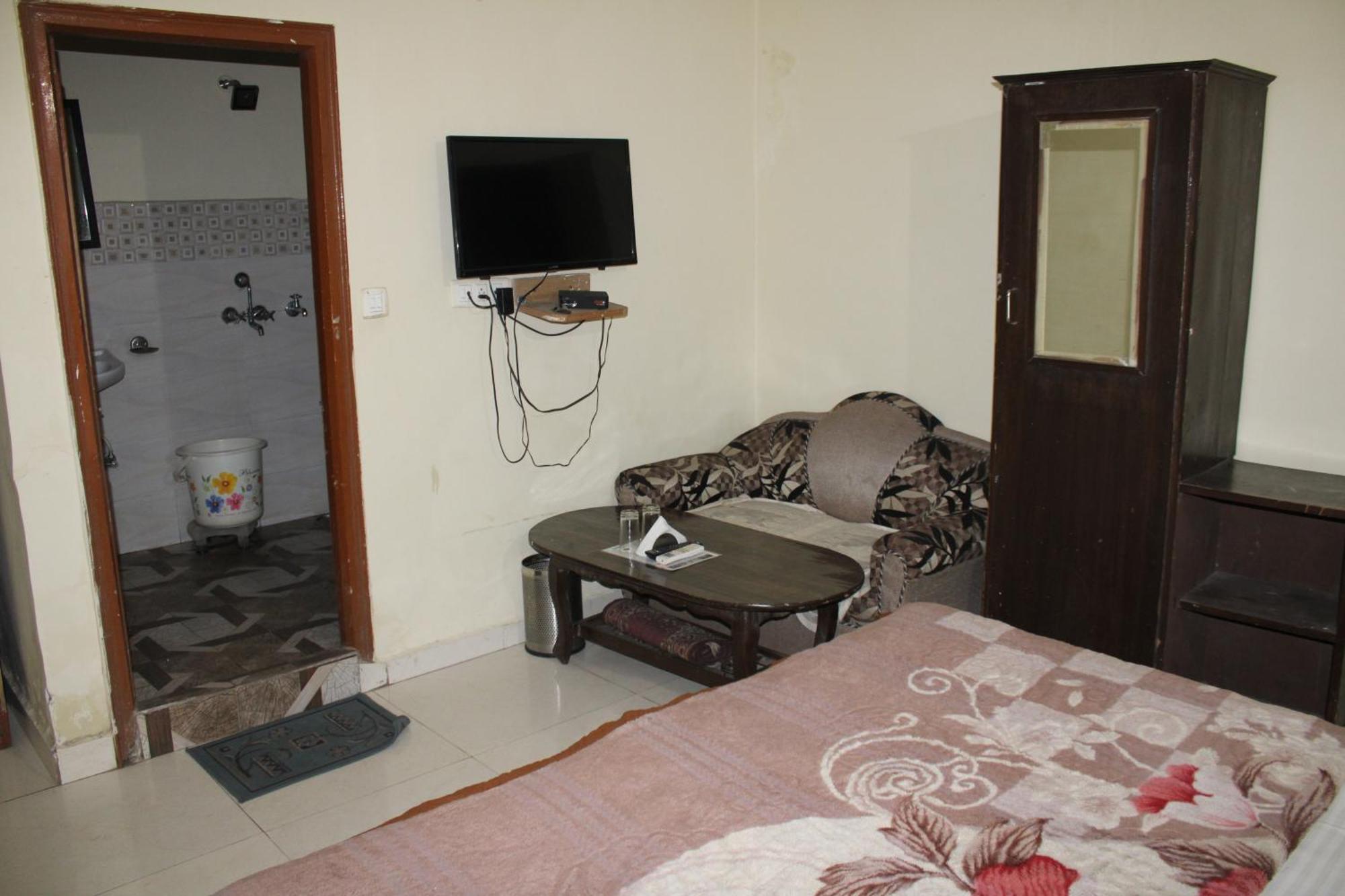 Hotel Diamond Leaf Chandigarh Exterior photo